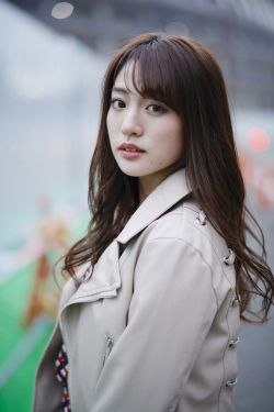 藤井莉娜